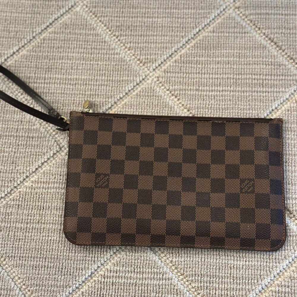 Neverfull MM Pouch